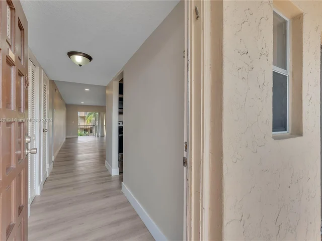 6201 N Falls Cir Dr # 303, Lauderhill FL 33319