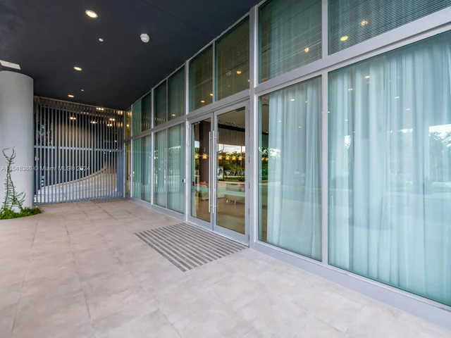 2000 Metropica Way # 2007, Sunrise FL 33323