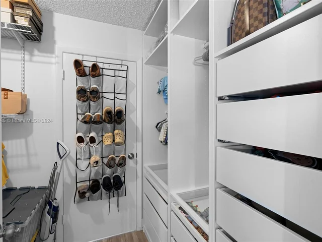 6907 SW 115th Pl # F40, Miami FL 33173