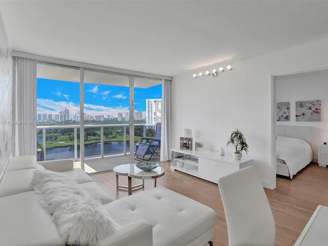 3625 N Country Club Dr # 1404, Aventura FL 33180