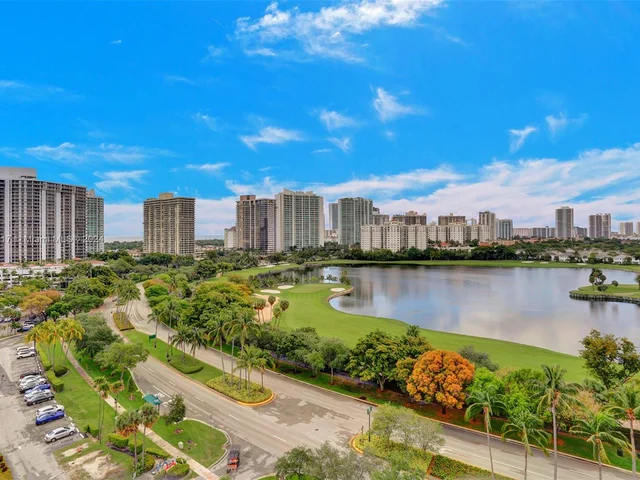 3625 N Country Club Dr # 1404, Aventura FL 33180