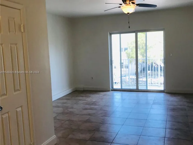 1420 Pennsylvania Ave # 309, Miami Beach FL 33139