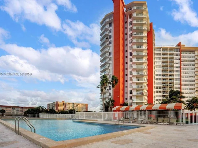 1301 NE Miami Gardens Dr # 202W, Miami FL 33179
