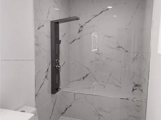 1326 Arthur St, Hollywood FL 33019