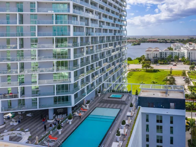 2000 Metropica Way # 2007, Sunrise FL 33323