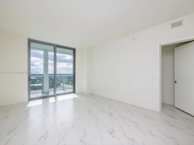 2000 Metropica Way # 2007, Sunrise FL 33323