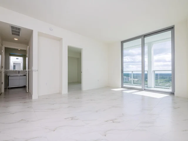 2000 Metropica Way # 2007, Sunrise FL 33323