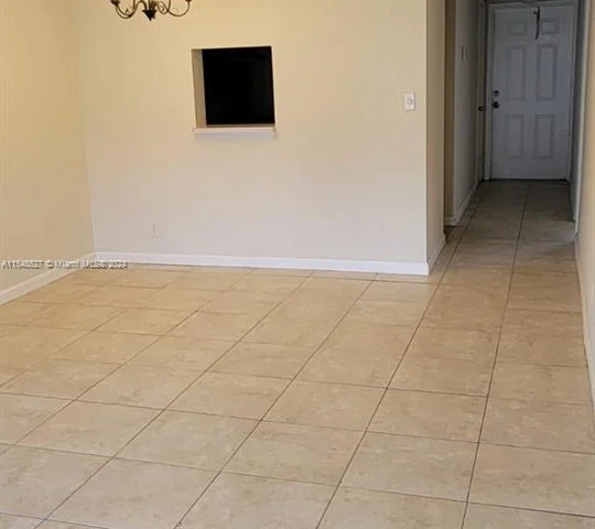 8010 N Colony Cir N # 104, Tamarac FL 33321