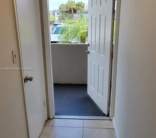 8010 N Colony Cir N # 104, Tamarac FL 33321