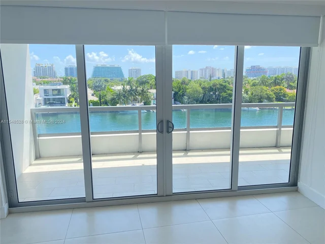 9261 E Bay Harbor Dr # 503, Bay Harbor Islands FL 33154