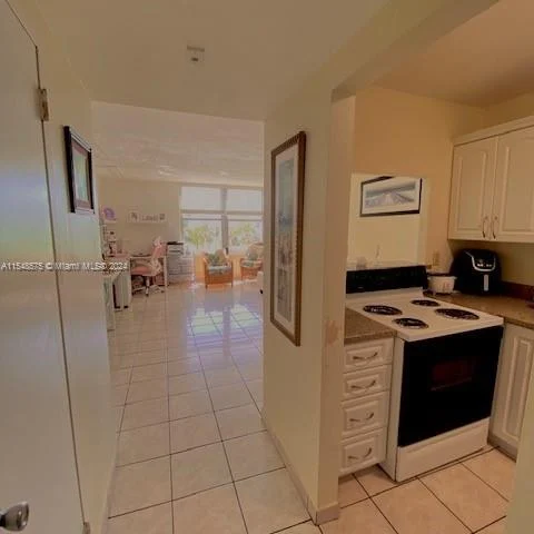 2899 Collins Ave # 503, Miami Beach FL 33140