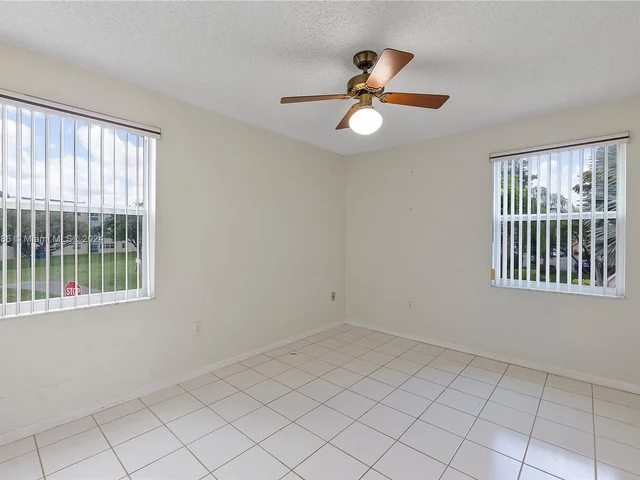 10217 NW 24th PLACE # 201, Sunrise FL 33322