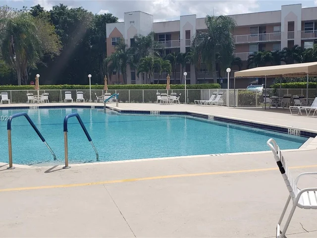 10217 NW 24th PLACE # 201, Sunrise FL 33322