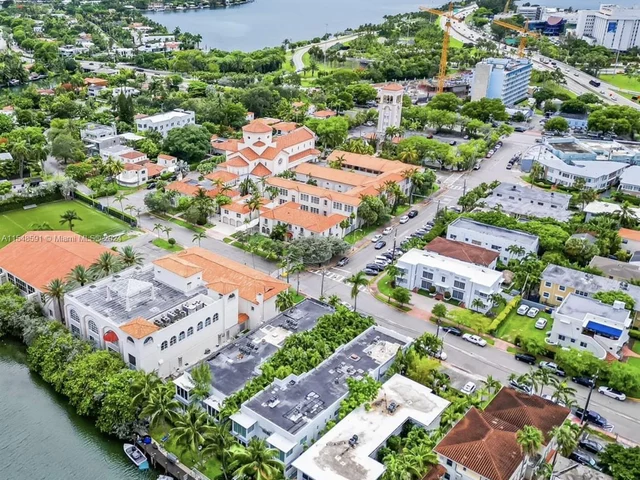 3915 N Meridian Ave # 206, Miami Beach FL 33140