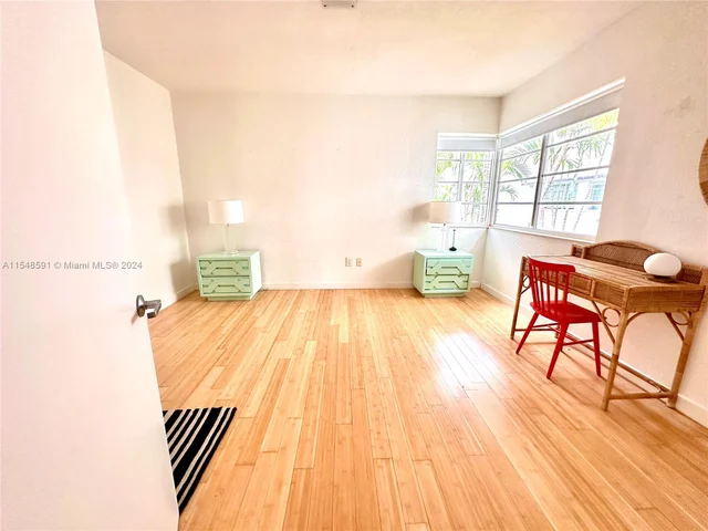 3915 N Meridian Ave # 206, Miami Beach FL 33140