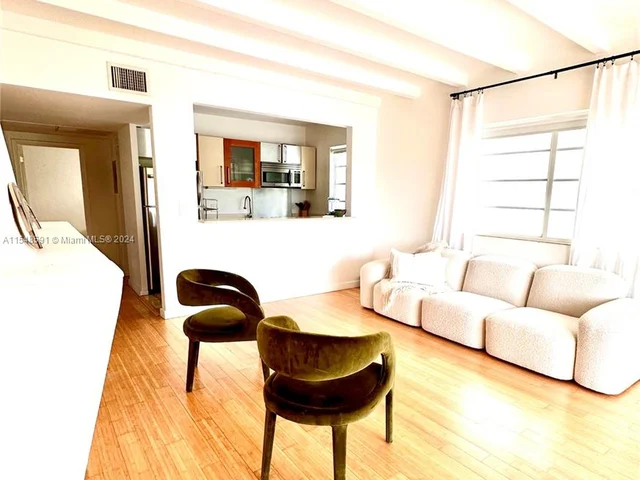3915 N Meridian Ave # 206, Miami Beach FL 33140
