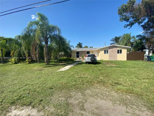 17225 SW 302nd St, Homestead FL 33030