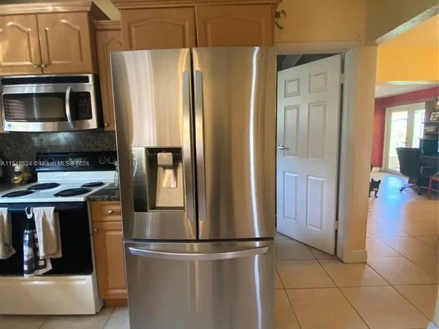 17225 SW 302nd St, Homestead FL 33030