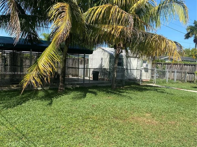 17225 SW 302nd St, Homestead FL 33030