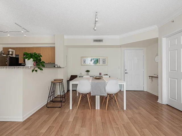 1900 Van Buren St # 408B, Hollywood FL 33020