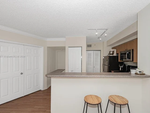 1900 Van Buren St # 408B, Hollywood FL 33020