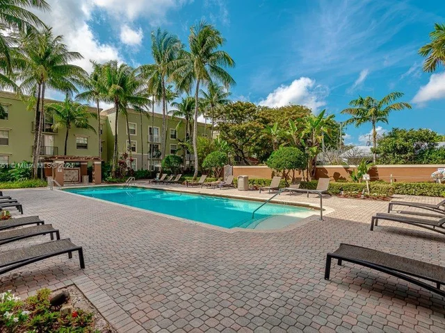 1900 Van Buren St # 408B, Hollywood FL 33020