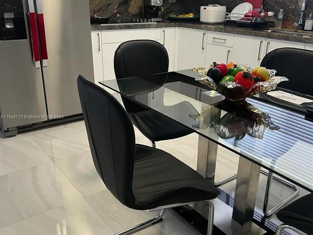 6465 SW 33rd St, Miami FL 33155