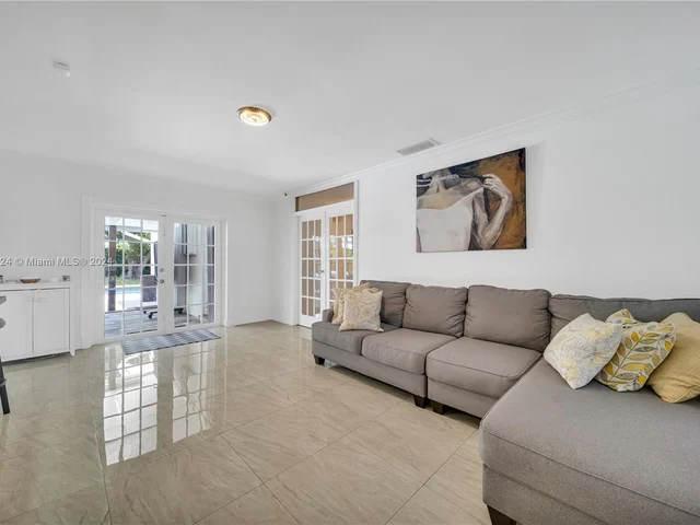 3415 SW 108th Ct, Miami FL 33165