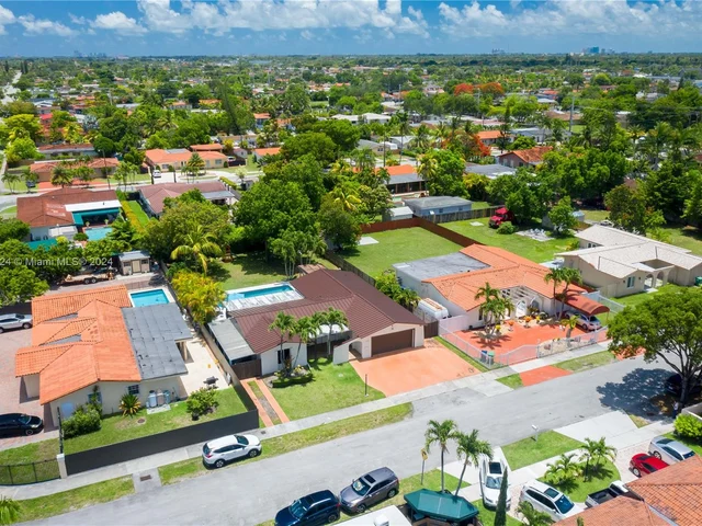 3415 SW 108th Ct, Miami FL 33165