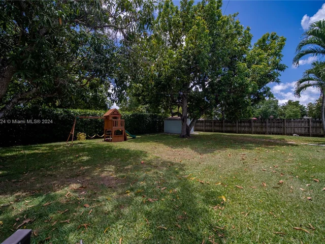 3415 SW 108th Ct, Miami FL 33165