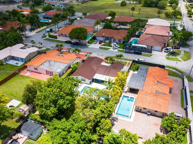 3415 SW 108th Ct, Miami FL 33165