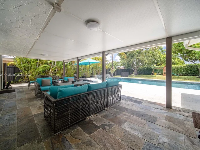 3415 SW 108th Ct, Miami FL 33165