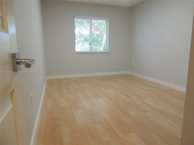 10813 NW 53rd Ln, Doral FL 33178