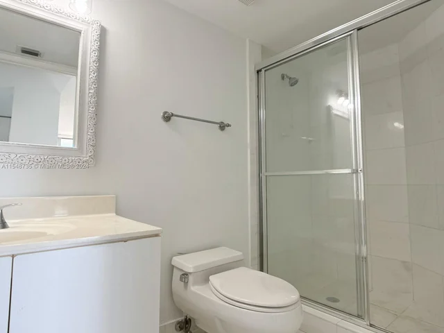 3400 NE 192nd St # 1404, Aventura FL 33180