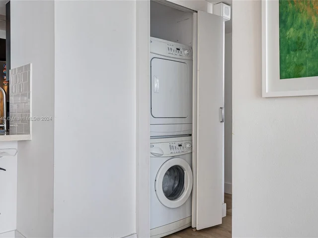 1000 West Ave # 1116, Miami Beach FL 33139