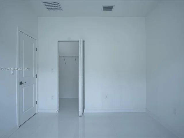 22590 SW 124 CT, Miami FL 33170