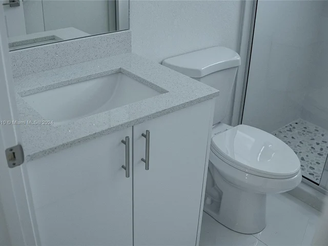 22590 SW 124 CT, Miami FL 33170