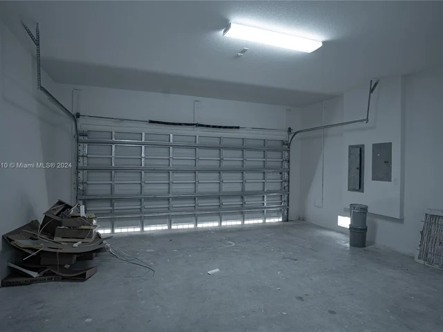 22590 SW 124 CT, Miami FL 33170