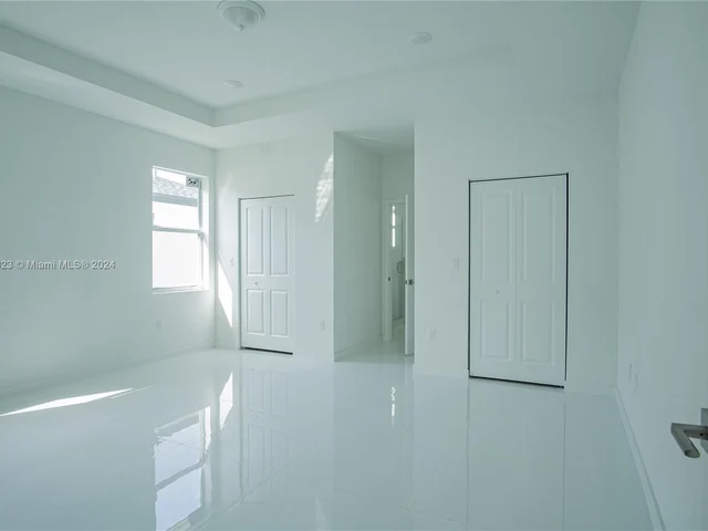 12490 SW 224 st, Miami FL 33170