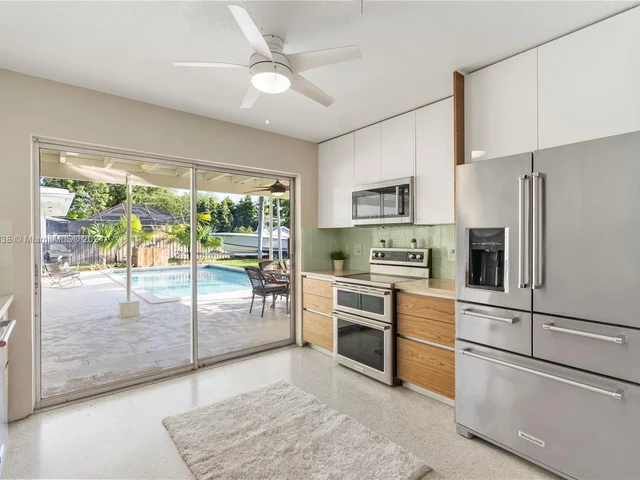 13455 SW 100th Ct, Miami FL 33176