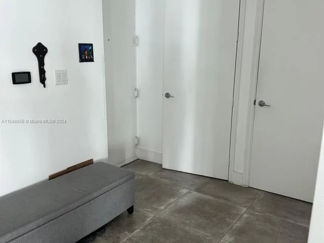 55 SE 6th St # 4201, Miami FL 33131