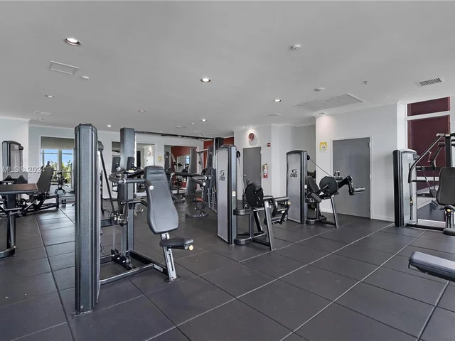 1155 Brickell Bay Dr # 2005, Miami FL 33131