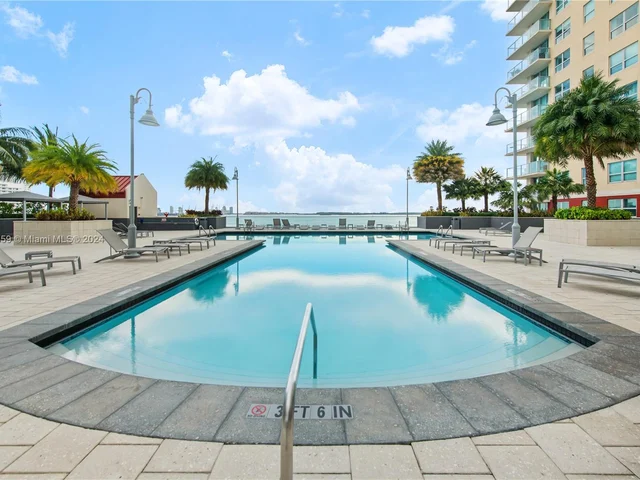 1155 Brickell Bay Dr # 2005, Miami FL 33131
