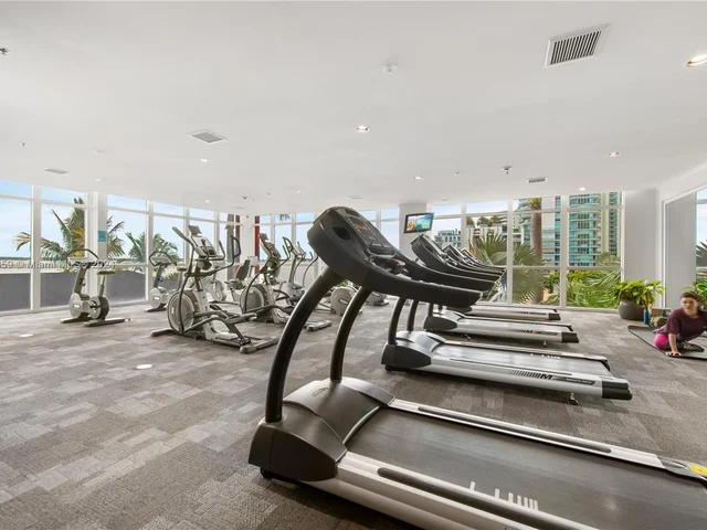 1155 Brickell Bay Dr # 2005, Miami FL 33131