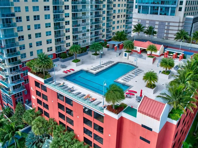 1155 Brickell Bay Dr # 2005, Miami FL 33131
