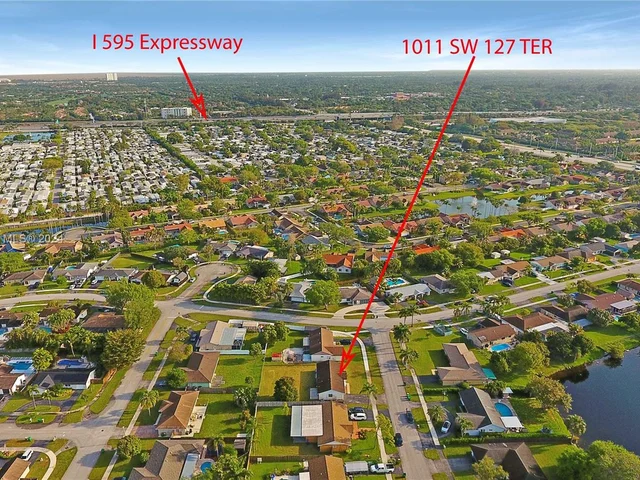 1011 SW 127th Ter, Davie FL 33325