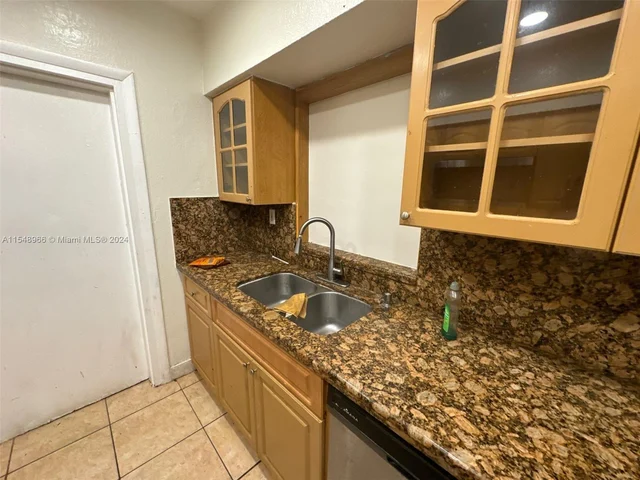 19431 NE 1st Ct, Miami FL 33179