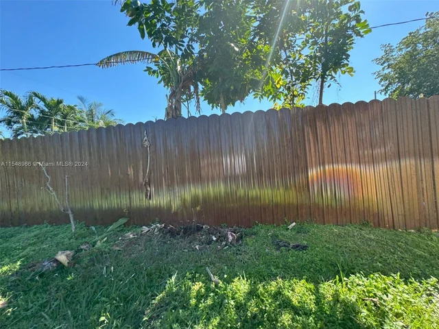 19431 NE 1st Ct, Miami FL 33179