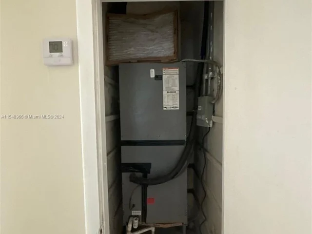 19431 NE 1st Ct, Miami FL 33179