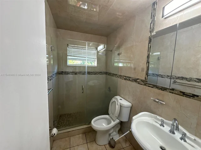 19431 NE 1st Ct, Miami FL 33179